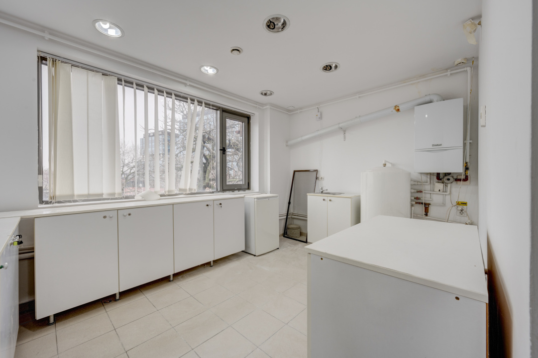 Cladire de inchiriat, Drumul Sarii, Razoare, Metrou Academie