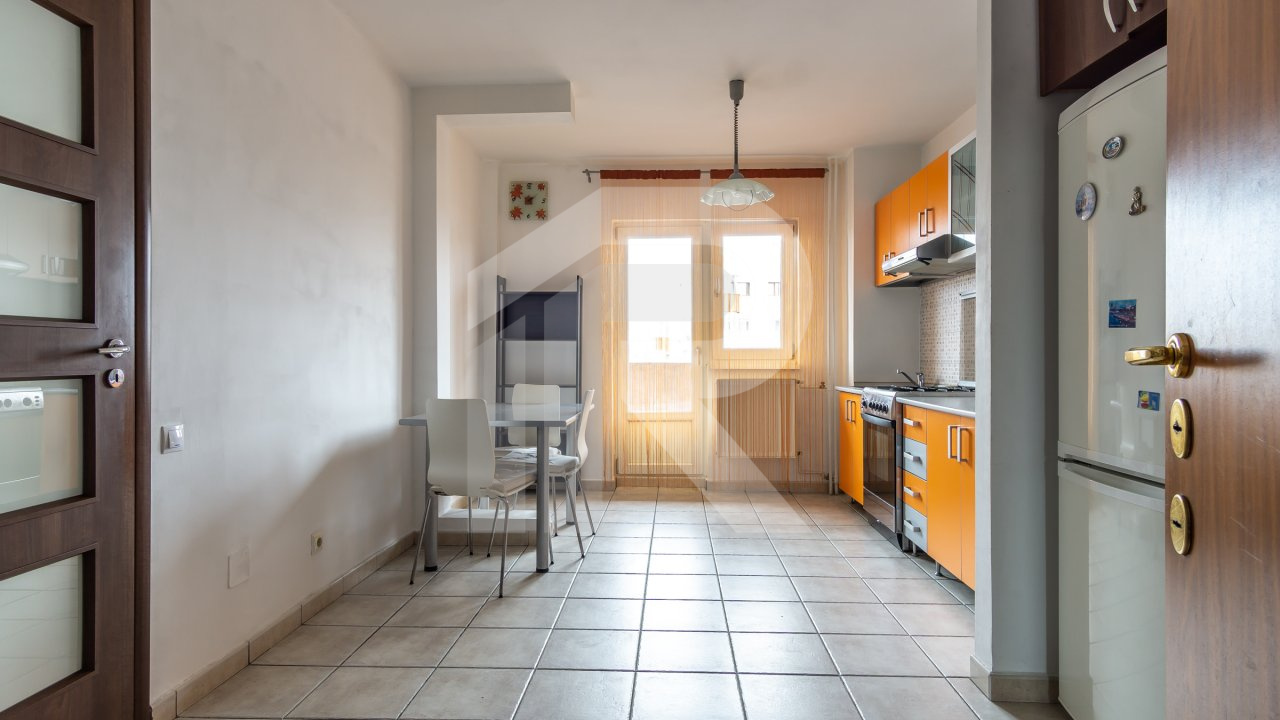 De inchiriat 2 camere Mihalache (fost 1 Mai) colt cu Averescu/ Turda