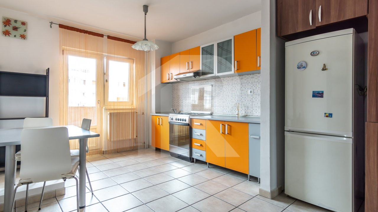 De inchiriat 2 camere Mihalache (fost 1 Mai) colt cu Averescu/ Turda