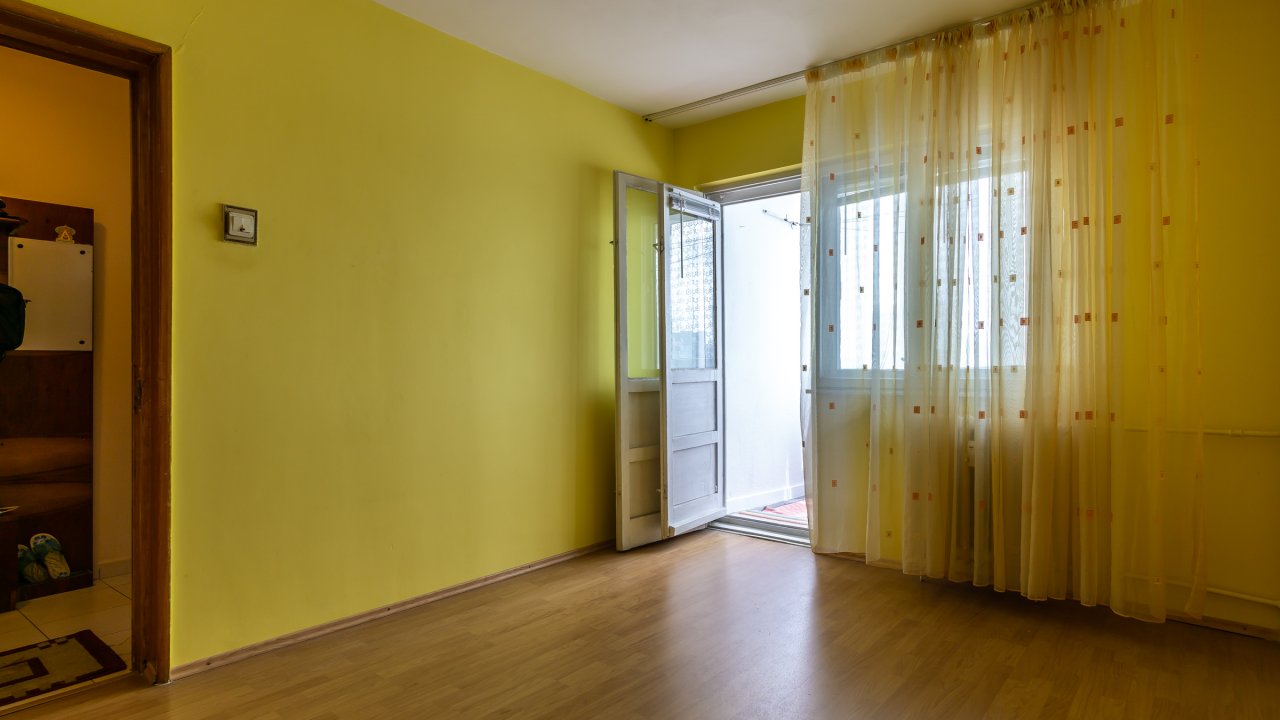 3 camere decomandat cu loc de parcare Berceni, Brancoveanu, Aparatorii Patriei