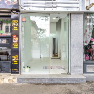 Spatiu comercial stradal si central Pache Protopopescu 88, SC: 35mp, SU: 25mp