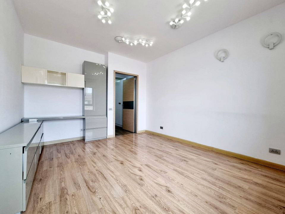 Apartament 4 camere penthouse militari uverturii