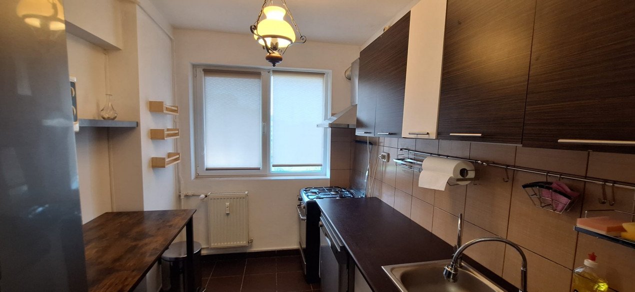 Apartament 2 cam Drumul Taberei Parc Metrou T. Vladimirescu 