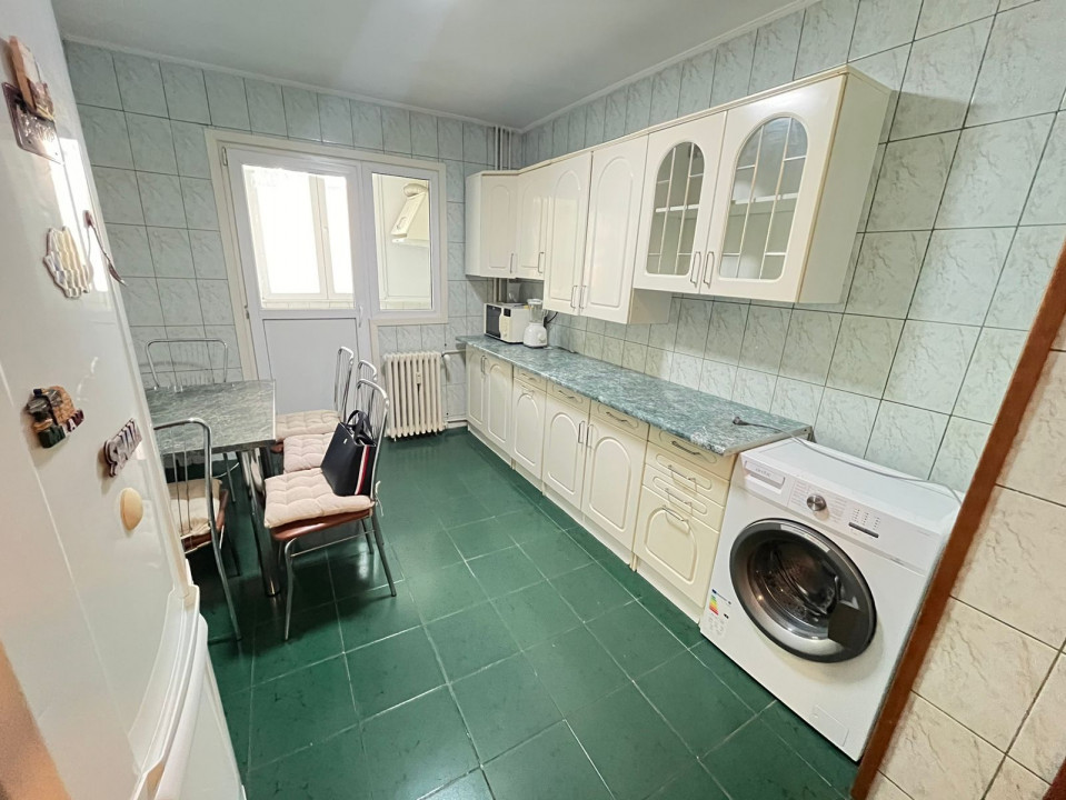 Apartament 4 camere Teiul Doamnei Lacul Tei Facultatea de Constructii