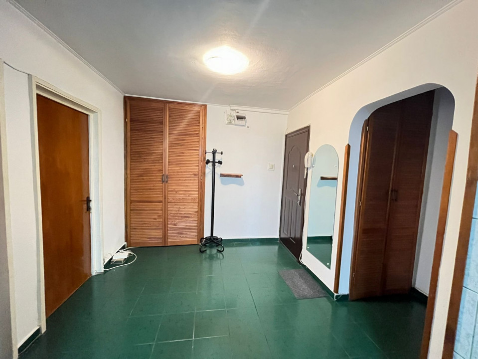 Apartament 4 camere Teiul Doamnei Lacul Tei Facultatea de Constructii