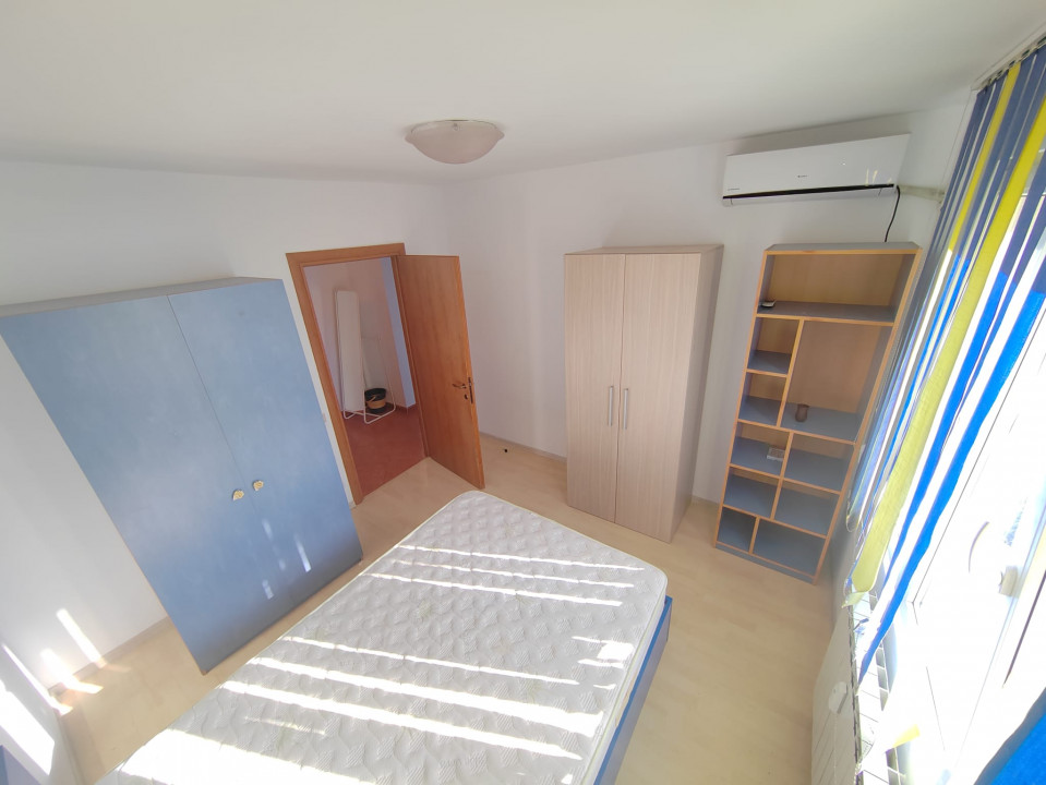 Apartament 3 camere Dristor foarte curat mobilat si utilat