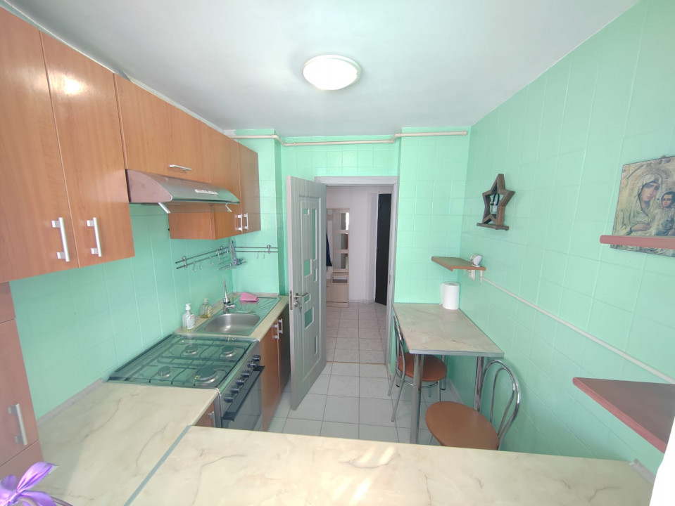 Apartament 3 camere Diham Centrala proprie loc parcare