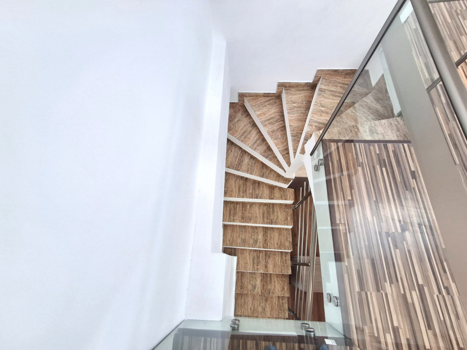 De Vanzare Apartament 4 Camere Militari Residence 