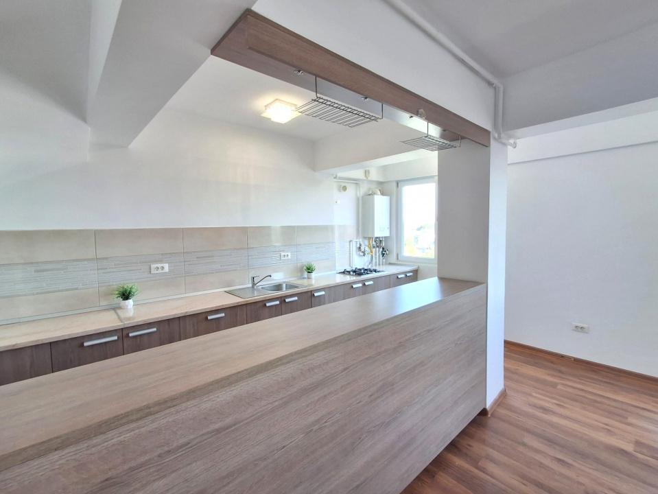 De Vanzare Apartament 4 Camere Militari Residence 