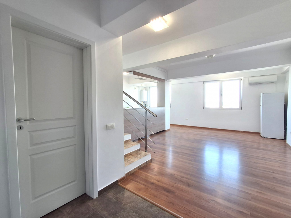 De Vanzare Apartament 4 Camere Militari Residence 