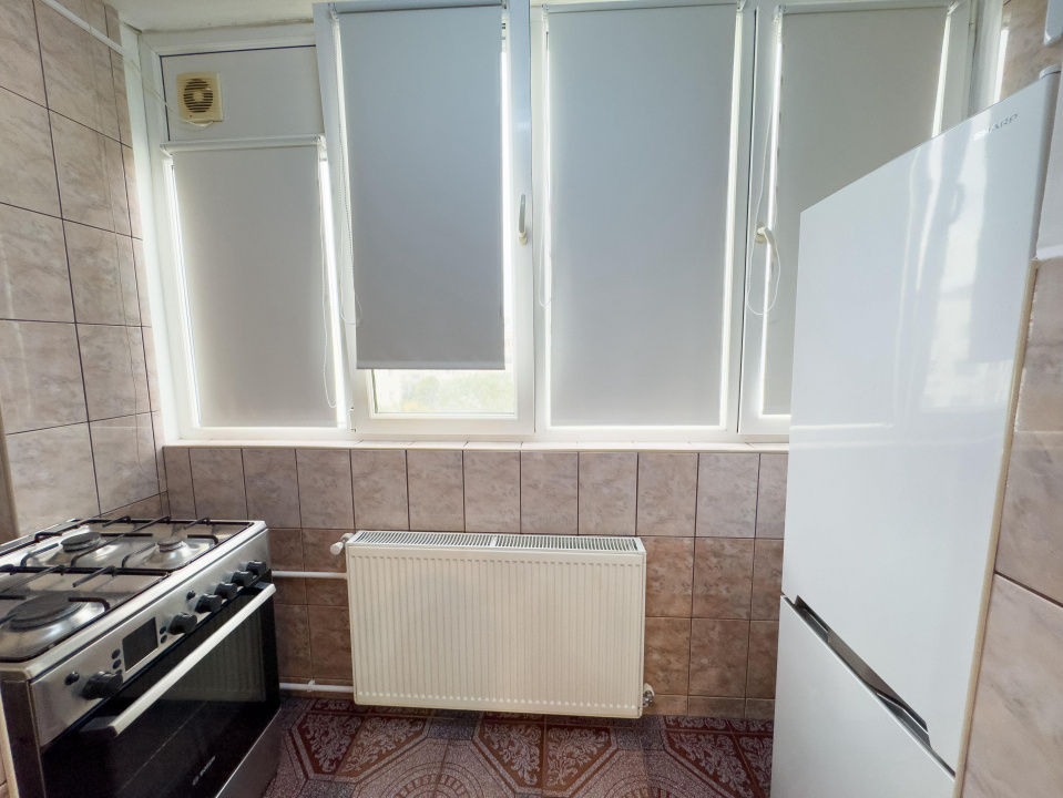Apart 2 camere Lacul Tei facult constructii Alexandru cel Bun bloc 85